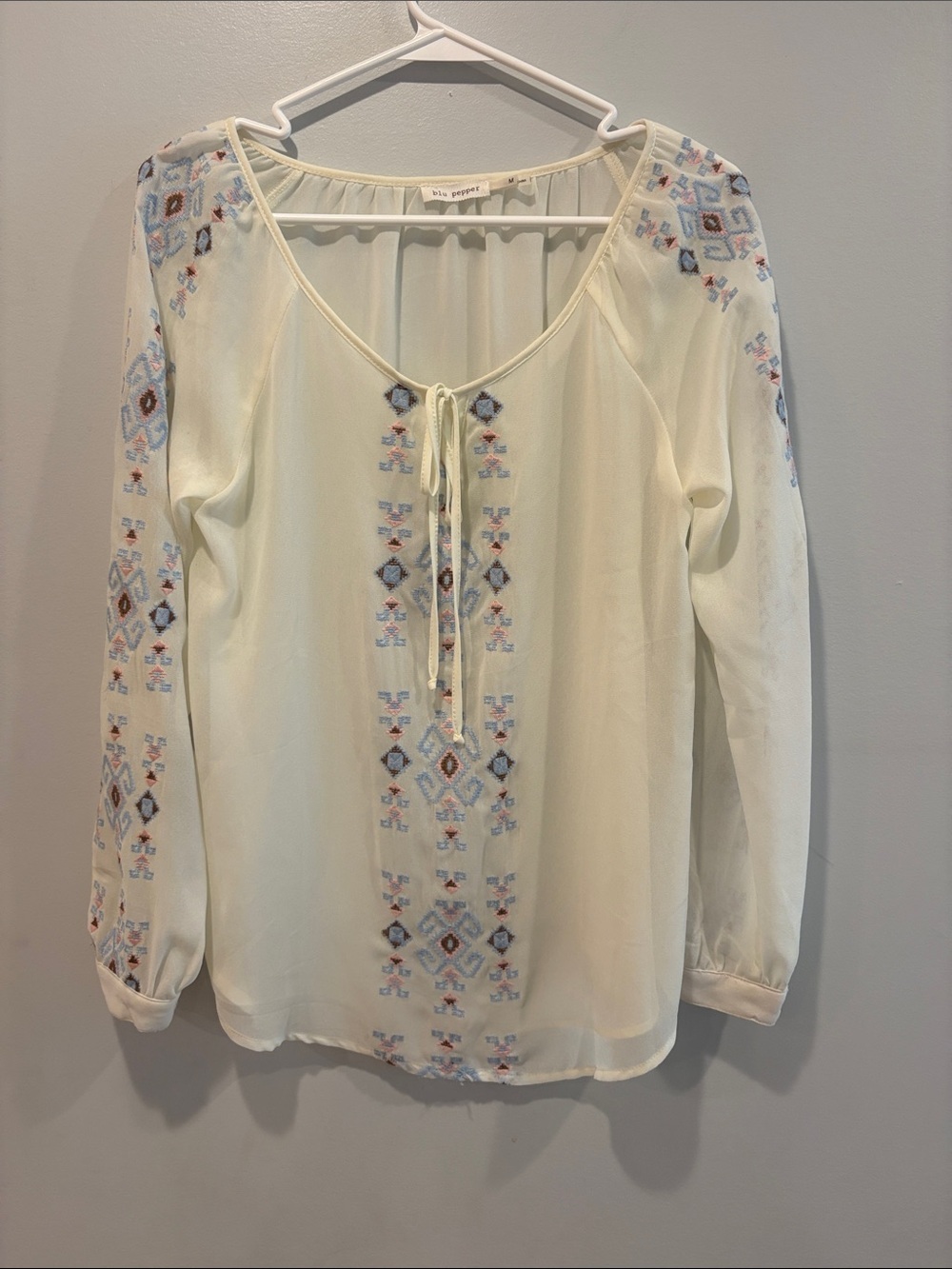 Blu Pepper Cream Peasant Blouse with Blue & Tan Embroidery ptp 20 length 27